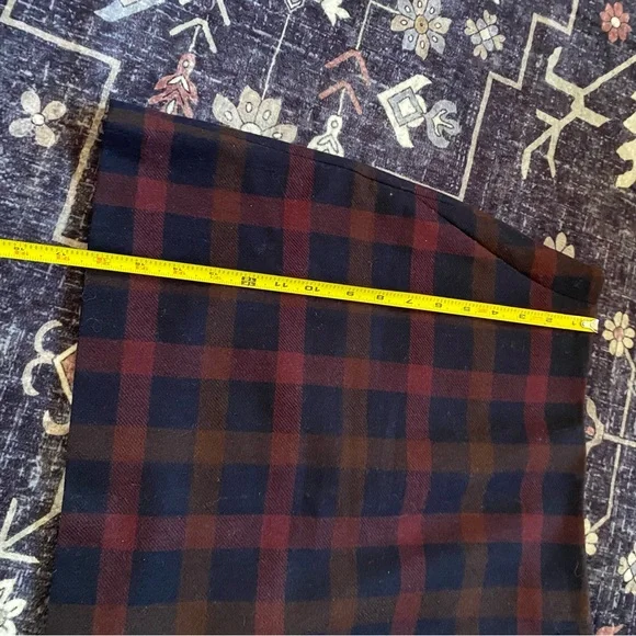 Uniqlo Plaid Skirt - Navy and Brown - Picture 6 of 6